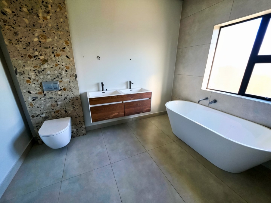 4 Bedroom Property for Sale in Sandown Western Cape